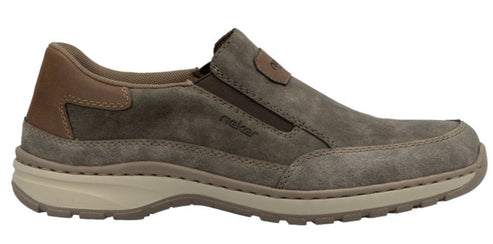 Slip-on casual shoe in light brown with elastic side goring and a contrasting heel.