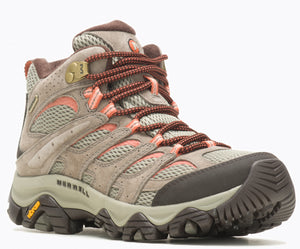 Hiking boot featuring suede, mesh panels, lug sole, and lace-up closure.