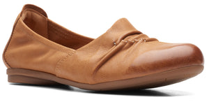 Single brown leather ballet flat with ruched upper.