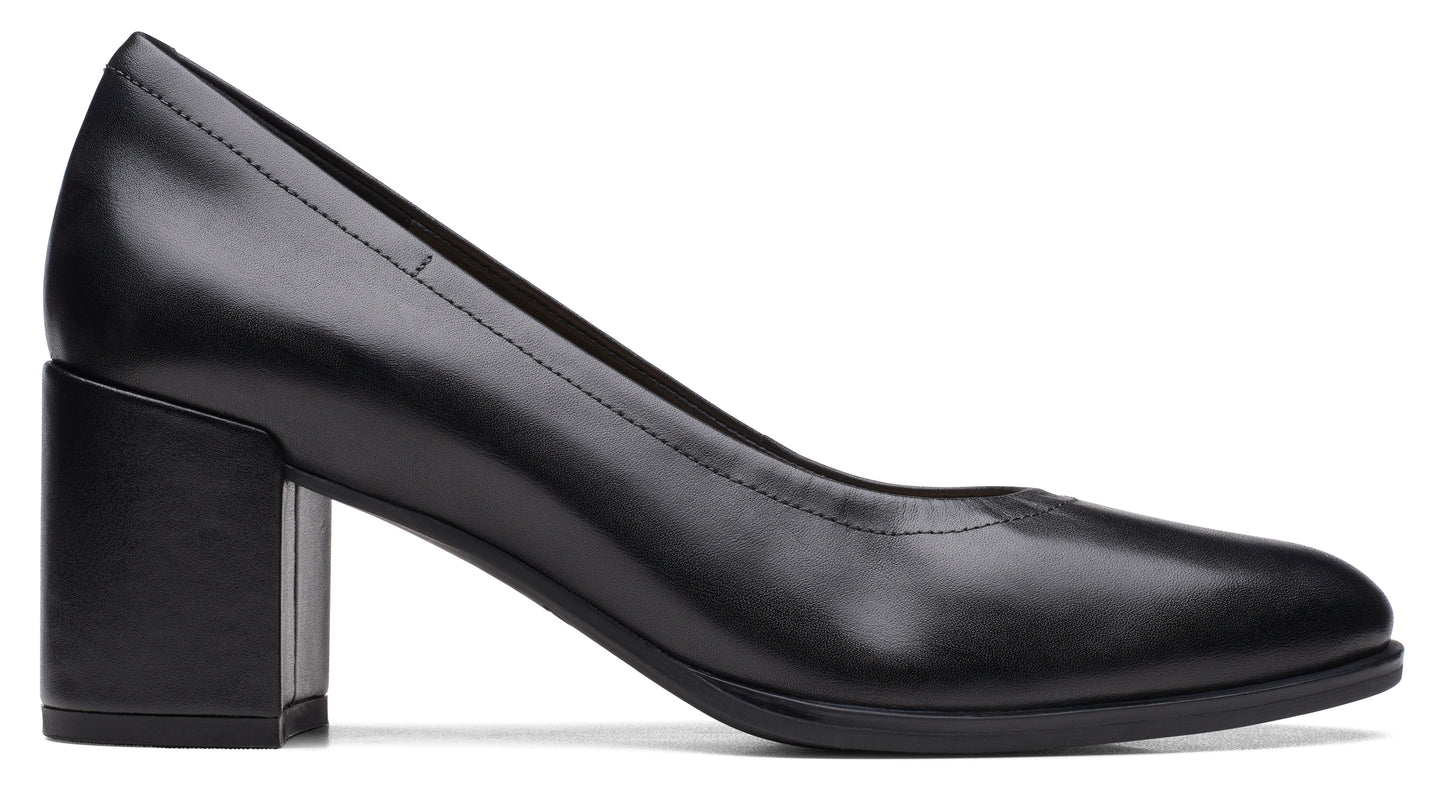Black block heel pump shoe.