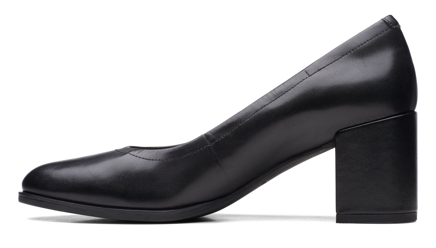 Black leather block heel pump