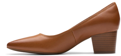 A women's brown leather heeled pump shoe.