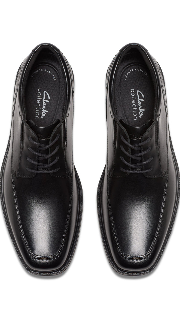 Enlarge ${media.preview_image.alt}