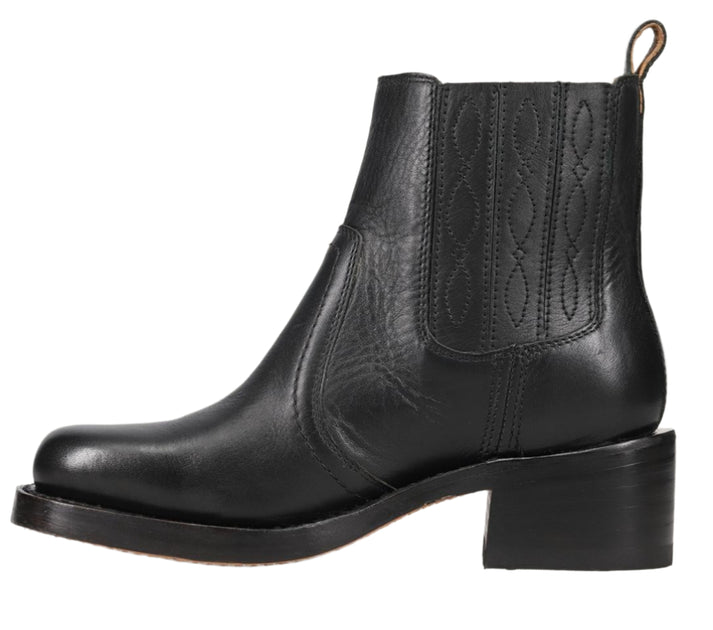 Enlarge ${media.preview_image.alt}