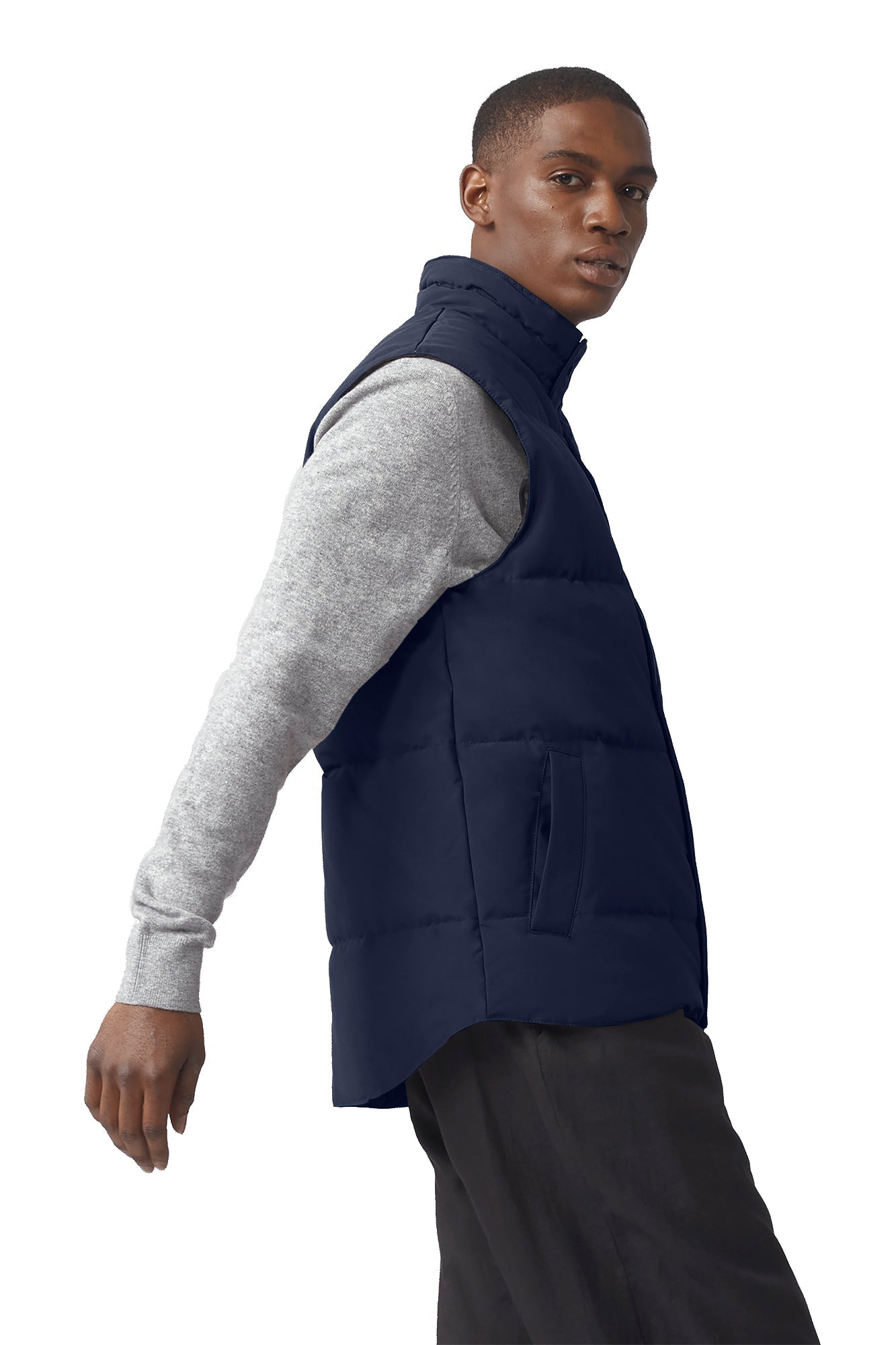 定価10.8万  Garson Vestタグ付新品ネイビー Used Garson Vest Black Label for sale - Canada Goose Generations US