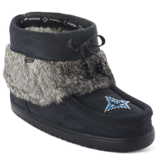 Black ankle boot with gray fur trim and blue-and-white star beadwork.