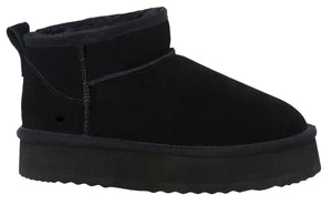 Black platform Ugg boot with exposed fur lining and a heel pull tab.