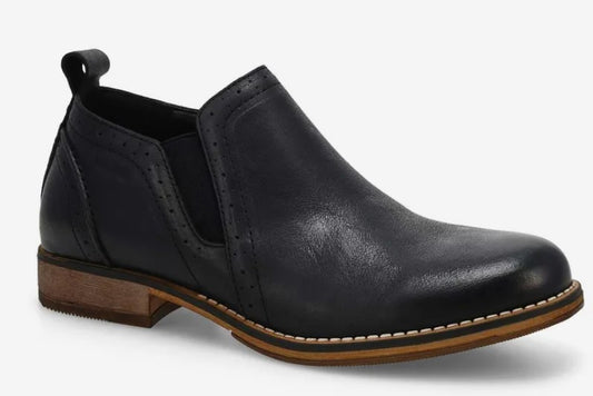 Black leather heeled shoe with elastic side and back pull tab.