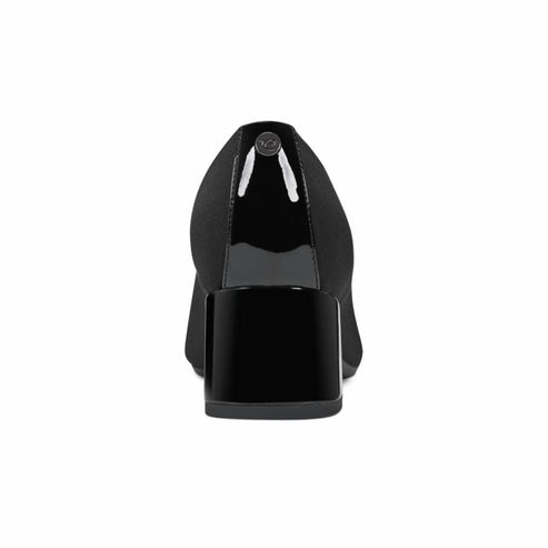 Black pump with block heel.