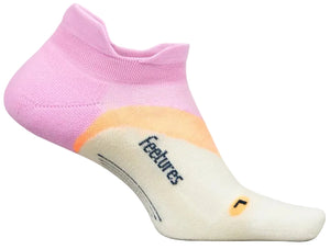 A low-cut athletic sock featuring a pink heel and ankle cuff, a beige mid-foot section with the text Feetures, and a white toe section with a black L label, shown from a side profile against a white background.