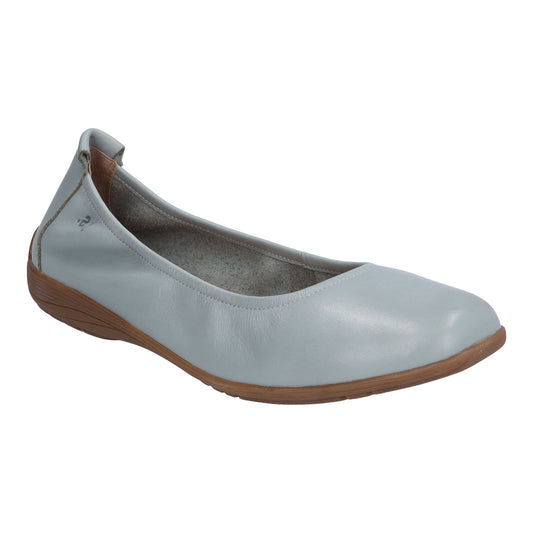 Light blue ballet flat with elastic heel