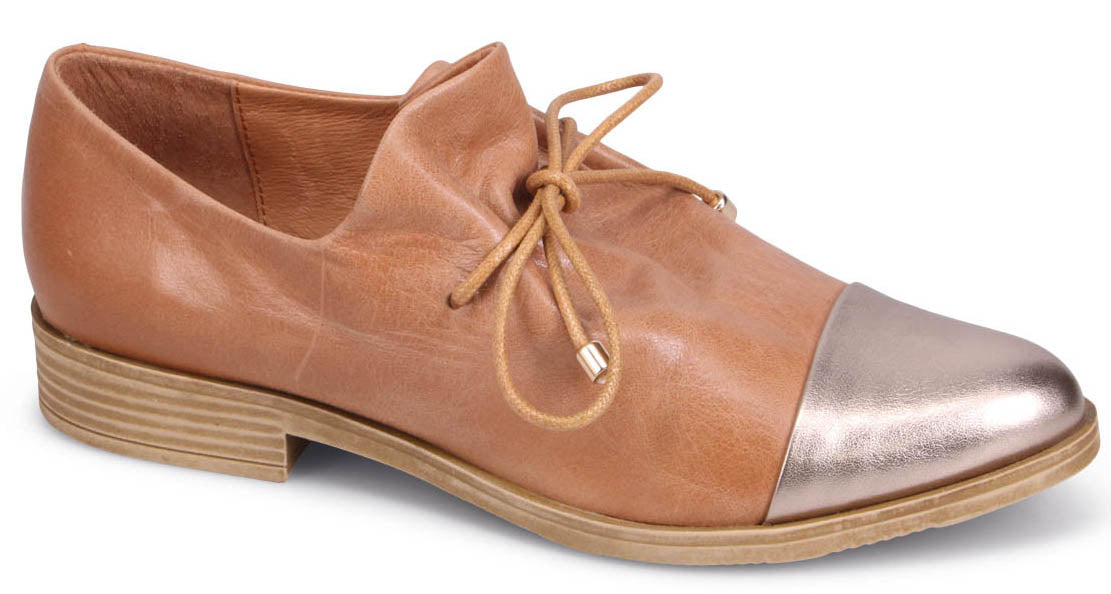 Leather lace-up shoe with a metallic toe.