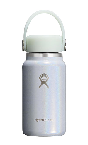 White insulated bottle with handle and logo "Hydro Flask".