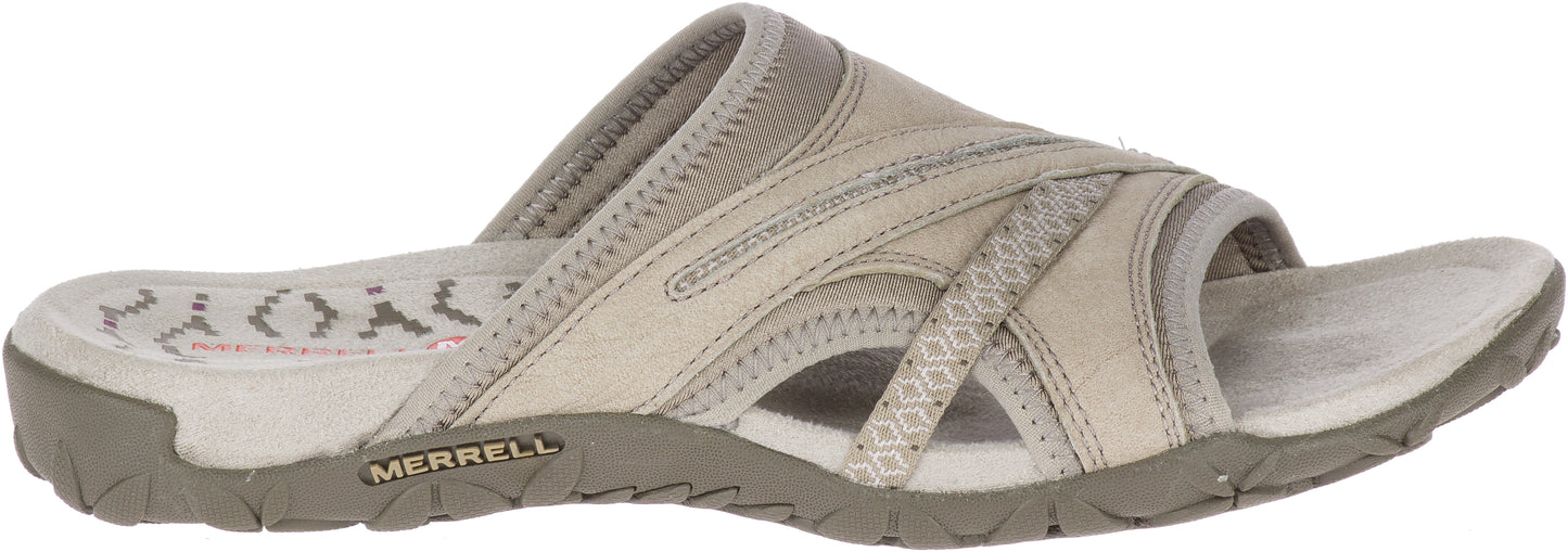 beige sandal with criss-cross straps