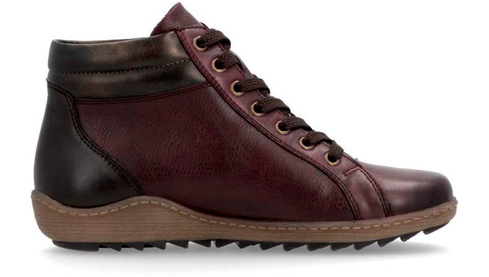 Enlarge ${media.preview_image.alt}