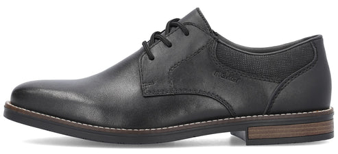 a black leather dress shoe with laces