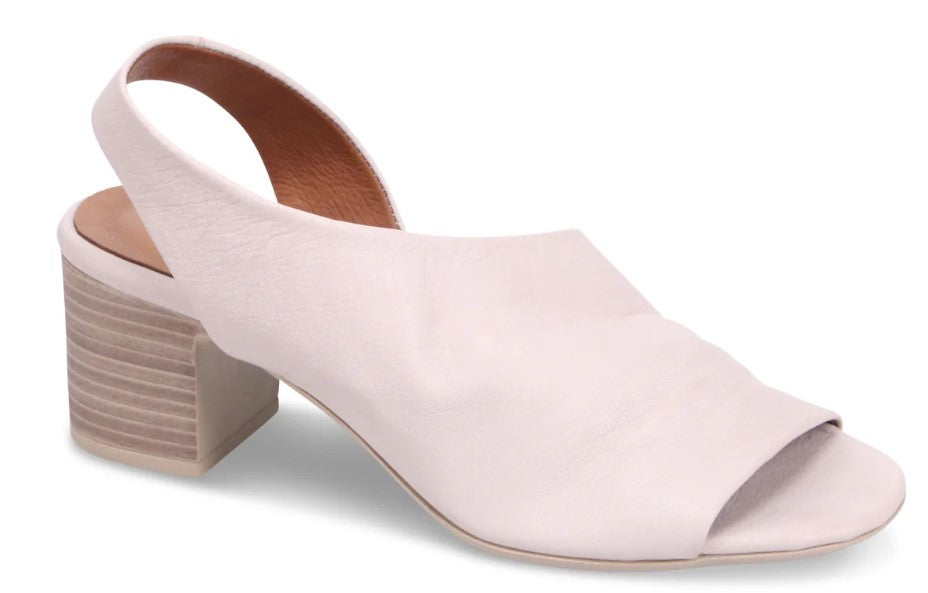Open-toed off-white sandal with block heel and slingback.