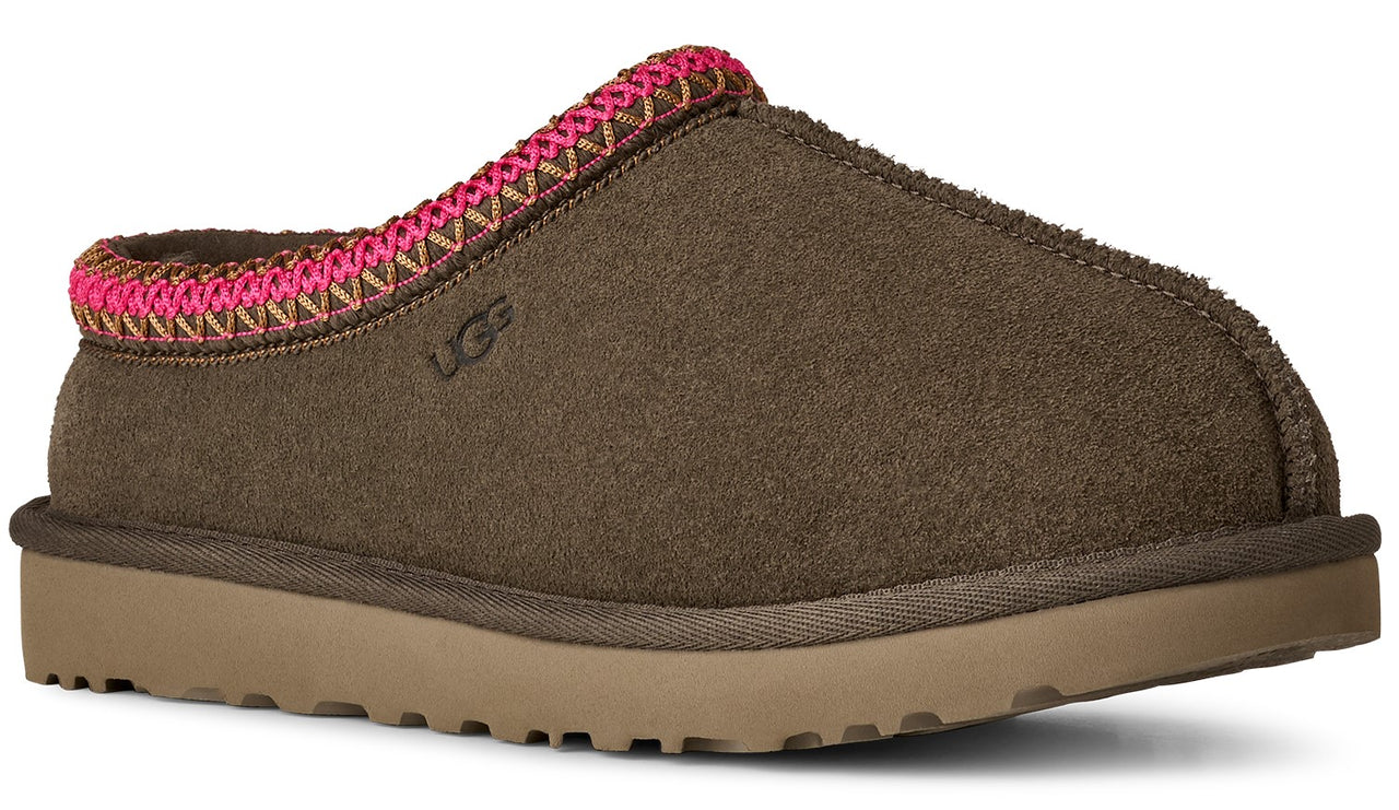Suede slipper with a pink and brown trim and a brown sole.