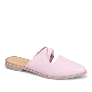 Light pink leather mule with twisted strap.