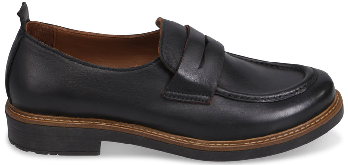 Enlarge ${media.preview_image.alt}