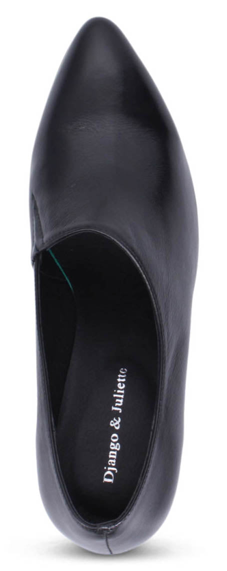 A black pointed-toe heeled shoe with the words "Django & Juliette" printed on the insole.