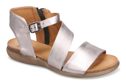 Silver sandal with adjustable buckle strap and zipper