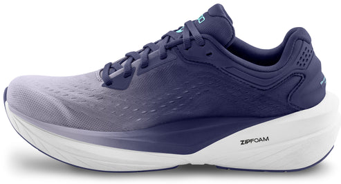 Running shoe in gradient purple, side view; features zipfoam sole.
