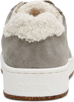 Gray casual shoe rear view with white fuzzy trim and white sole with "dearfoams" text.