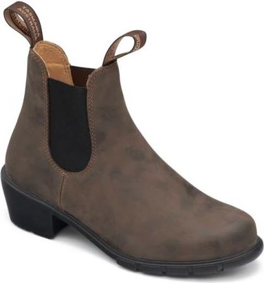 Taupe Chelsea boot with heel and elastic gore.
