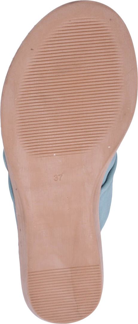Sole of a sandal with horizontal ridges and the number 37.