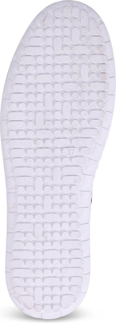 White shoe sole with a textured pattern and the number 37.