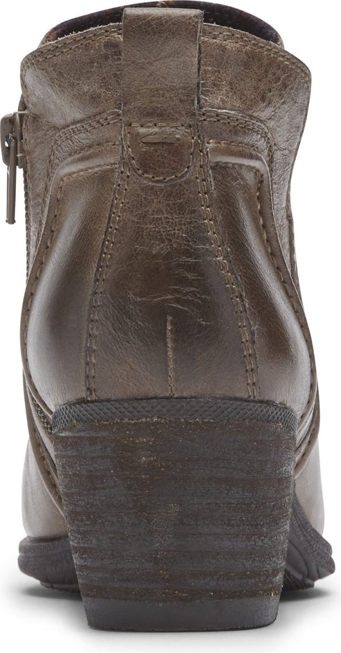 Cobb Hill Boots Anisa Vcut Bootie Brown - Wide
