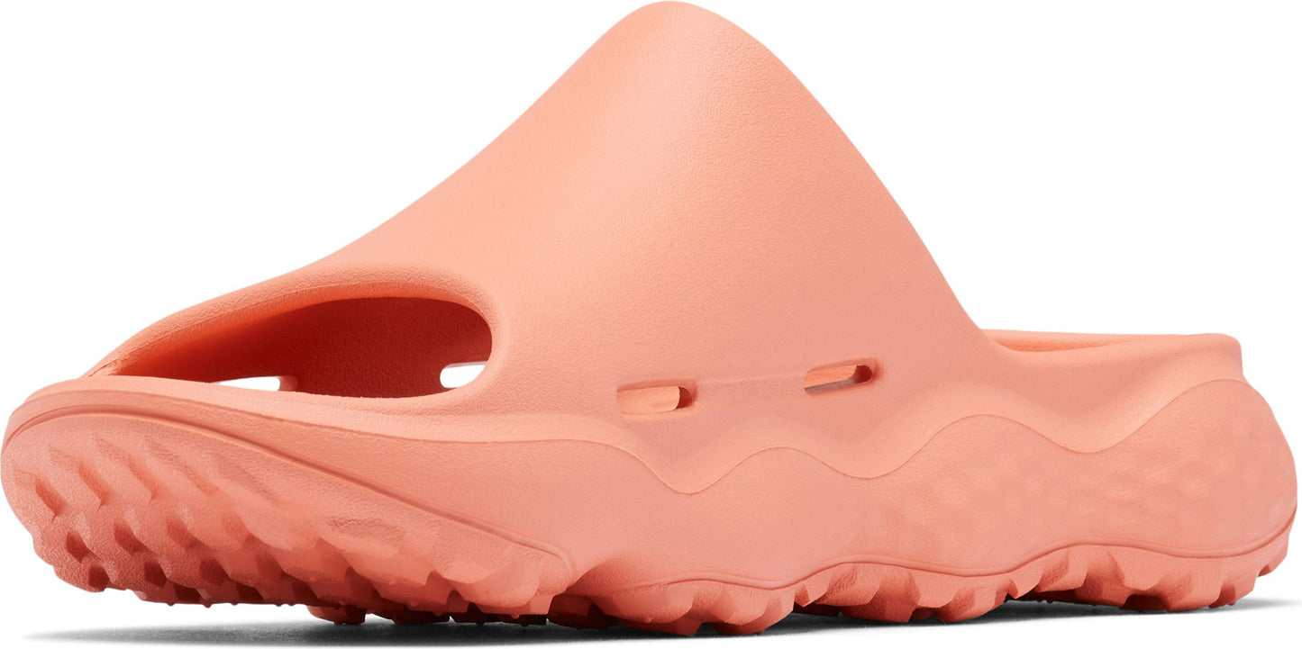 Peach-colored slide with sculpted wavy sole and large opening for toes.