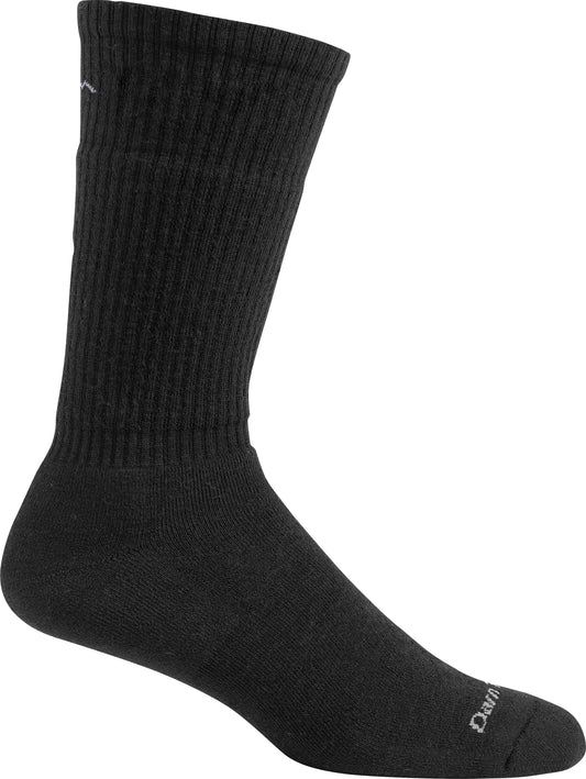 Black sock with horizontal ribbing on the leg and foot, with the word 'Darn Tough' along the arch of the foot.