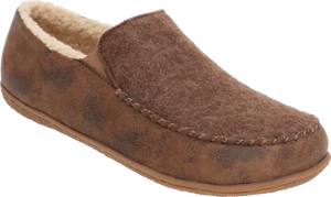 Brown slip-on loafer slipper with faux fur lining.