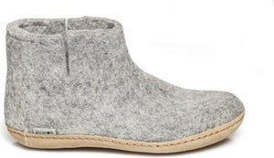 Gray wool felt slipper bootie with a beige sole.