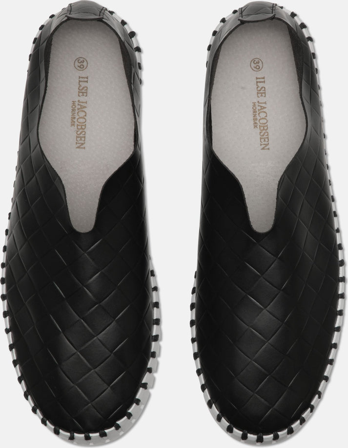 Enlarge ${media.preview_image.alt}