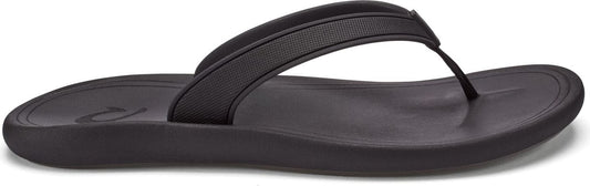 Black sandal with toe post and thick strap.