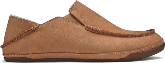 Tan loafer with moccasin stitching.