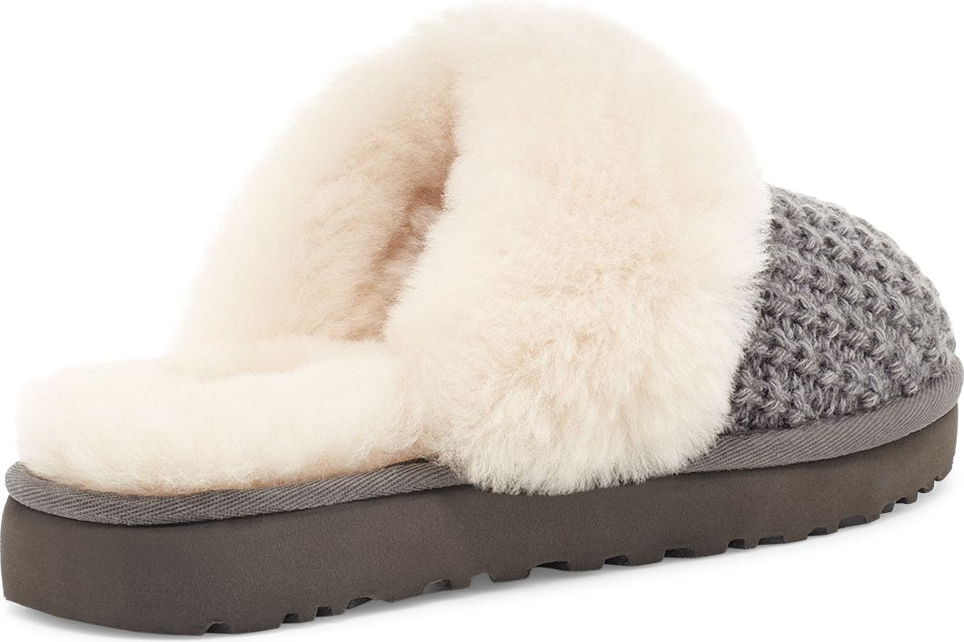 Grey knit slipper with cream-colored faux fur.