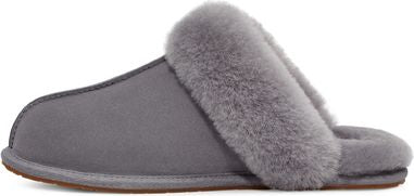 A gray slipper with a fluffy gray trim.
