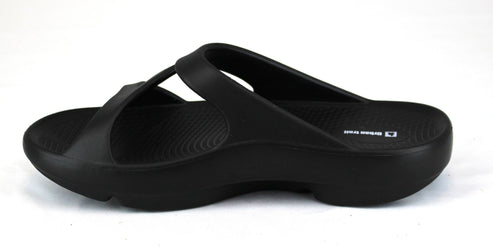 Black slide sandal with criss-cross straps.