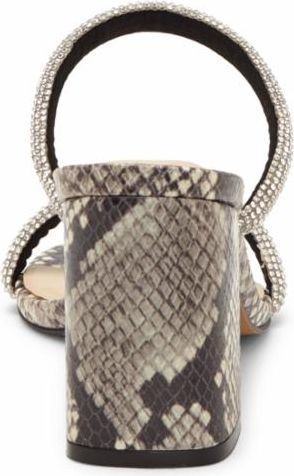 vince camuto magaly